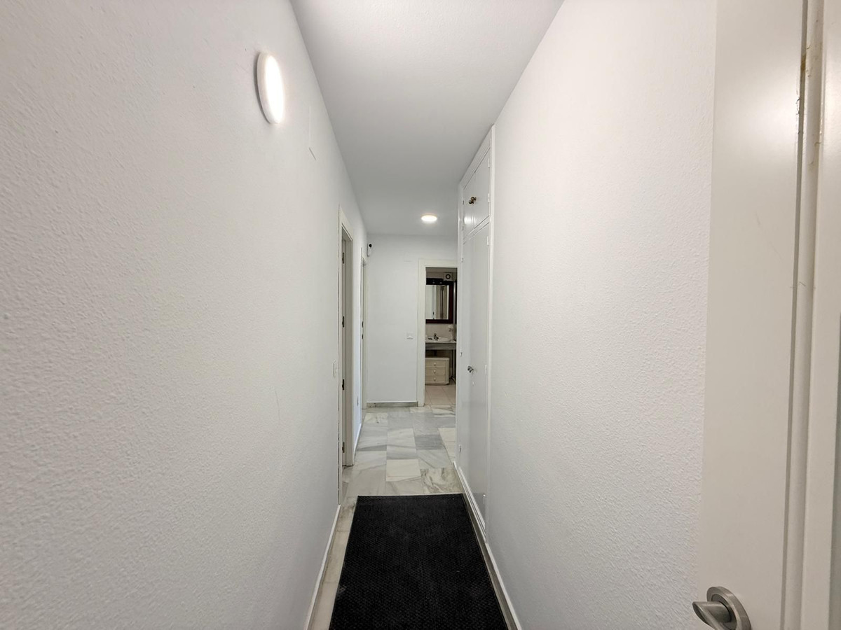 3 Bed Apartment for sale in Fuengirola Costa Del Sol, Málaga, Spain