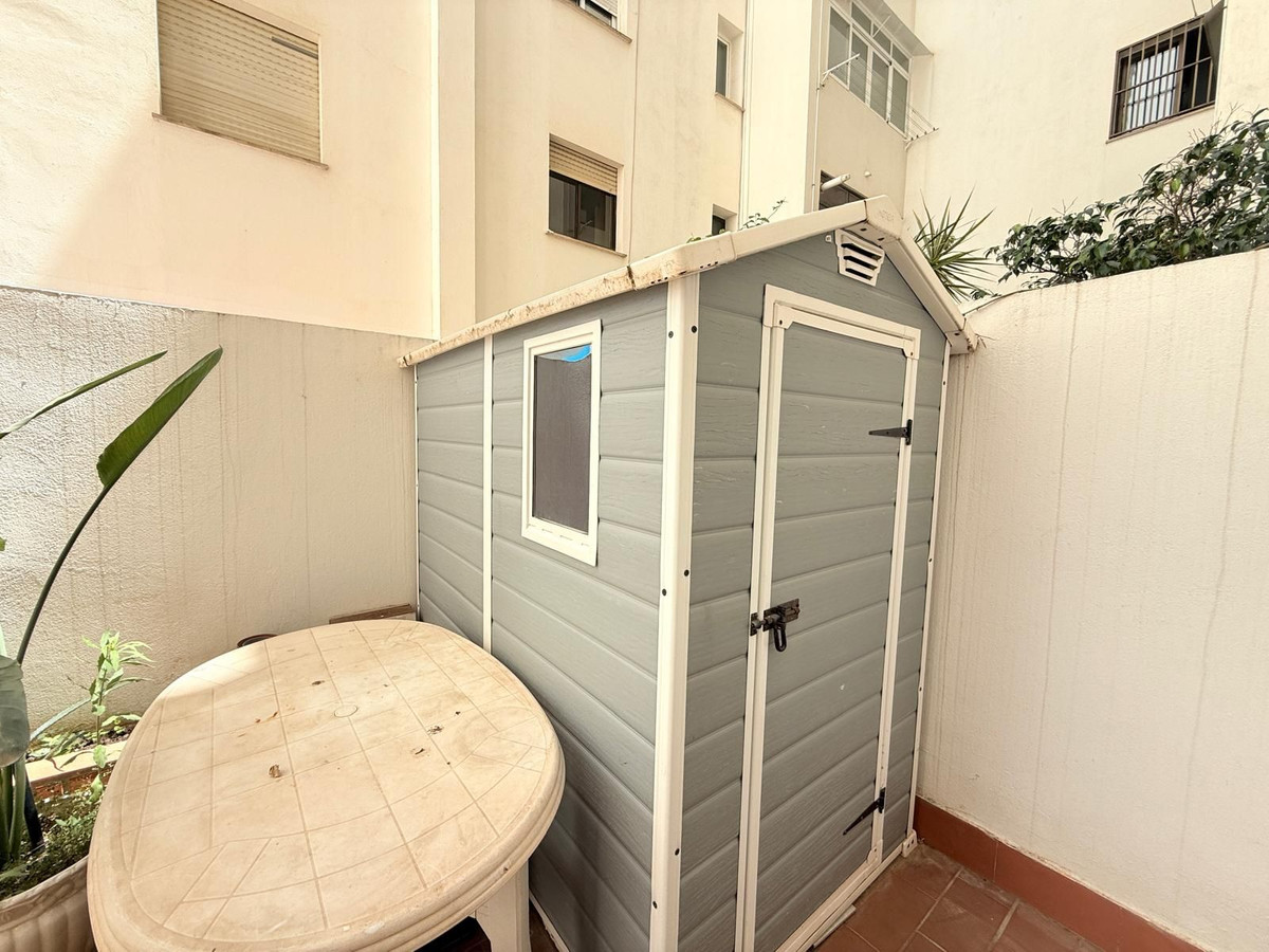 3 Bed Apartment for sale in Fuengirola Costa Del Sol, Málaga, Spain