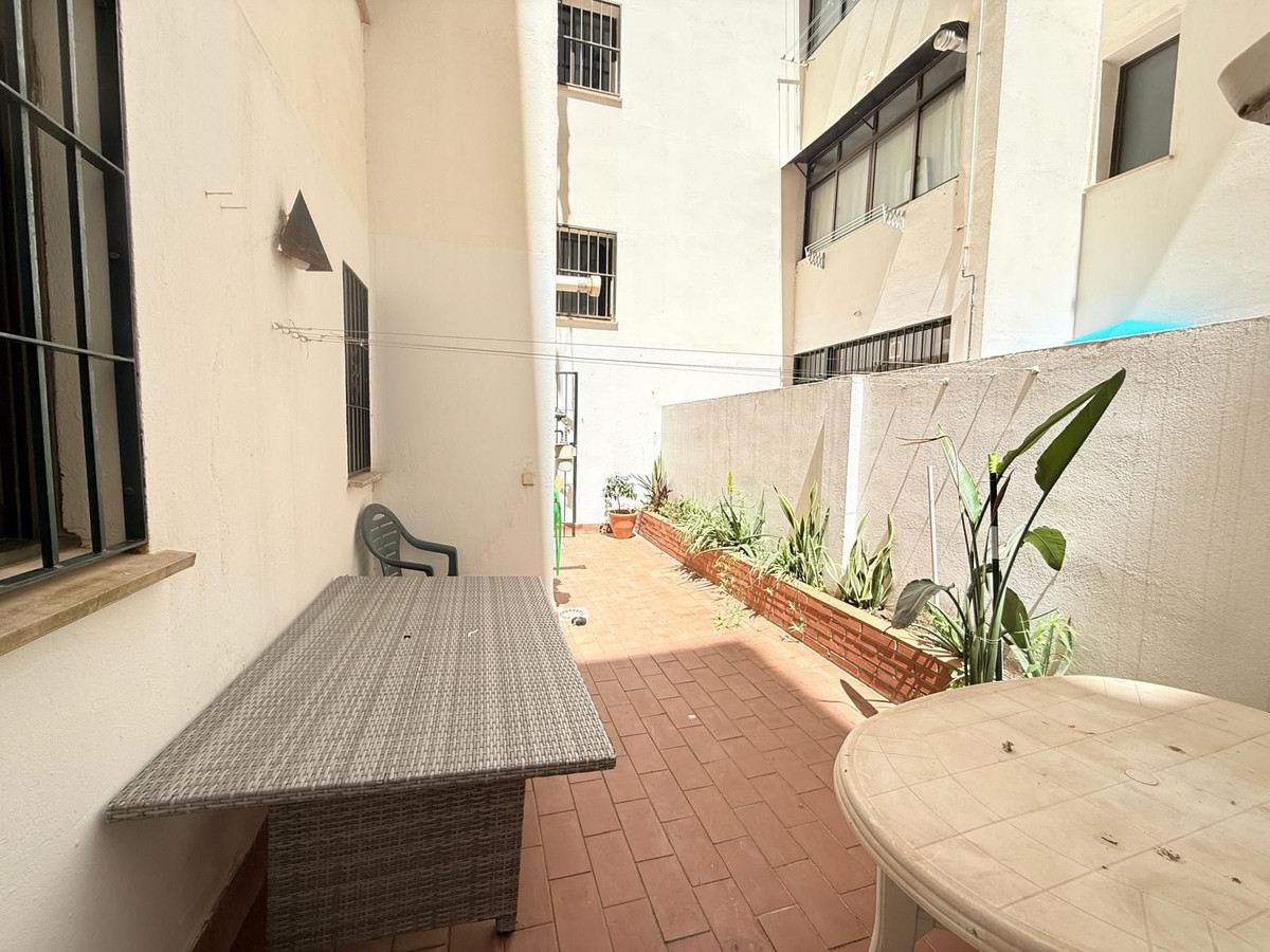 3 Bed Apartment for sale in Fuengirola Costa Del Sol, Málaga, Spain