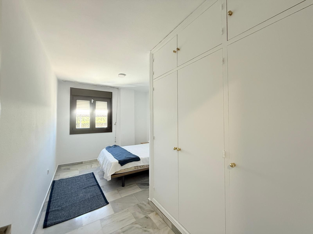 3 Bed Apartment for sale in Fuengirola Costa Del Sol, Málaga, Spain