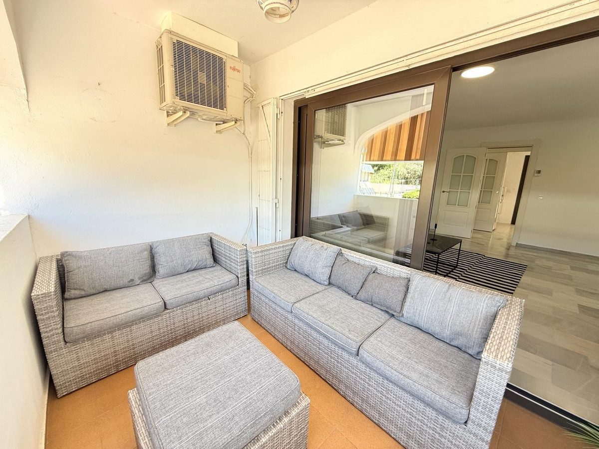 3 Bed Apartment for sale in Fuengirola Costa Del Sol, Málaga, Spain