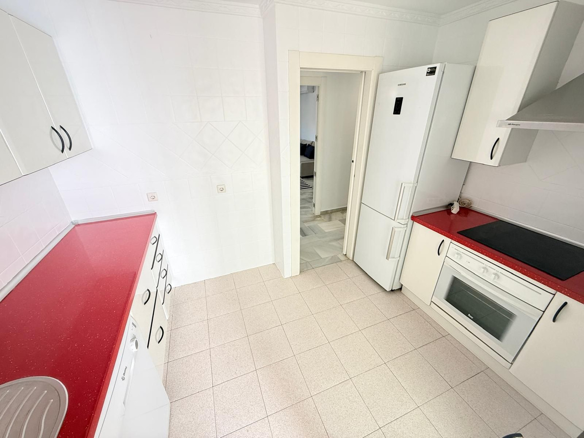 3 Bed Apartment for sale in Fuengirola Costa Del Sol, Málaga, Spain