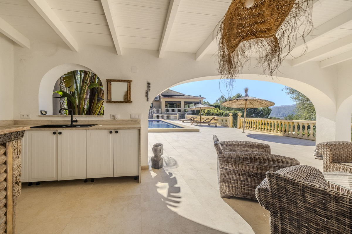 3 Bed Townhouse for sale in Pedreguer Costa Blanca, Alicante, Spain