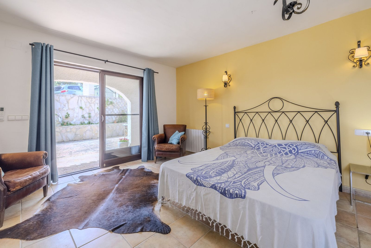 4 Bed Townhouse for sale in Javea Costa Blanca, Alicante, Spain