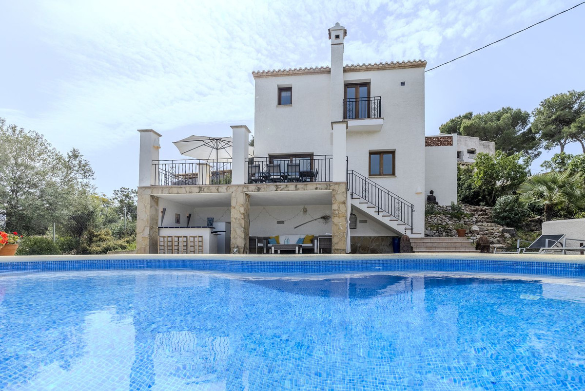 4 Bed Townhouse for sale in Javea Costa Blanca, Alicante, Spain