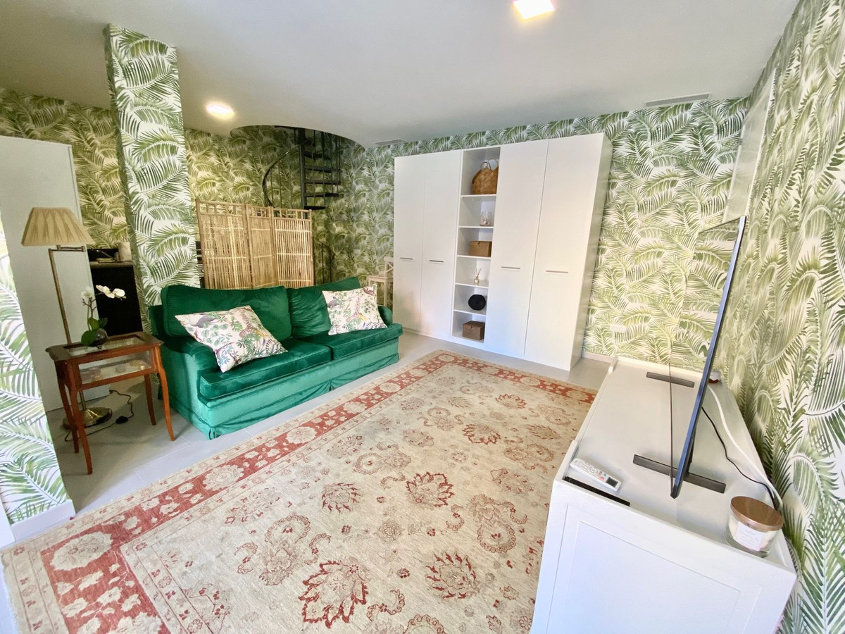 Se vende Villa - Chalet de 4 dormitorios en Costa Del Sol, Málaga, España