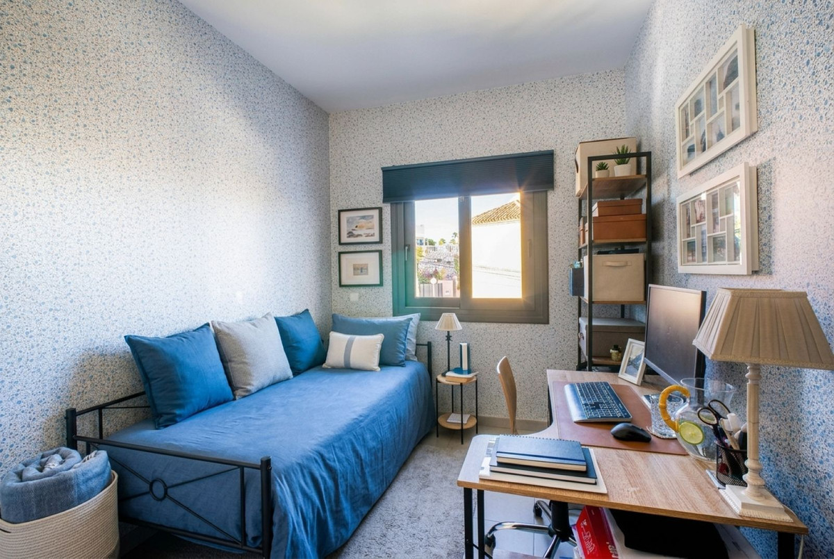 Se vende Villa - Chalet de 4 dormitorios en Costa Del Sol, Málaga, España