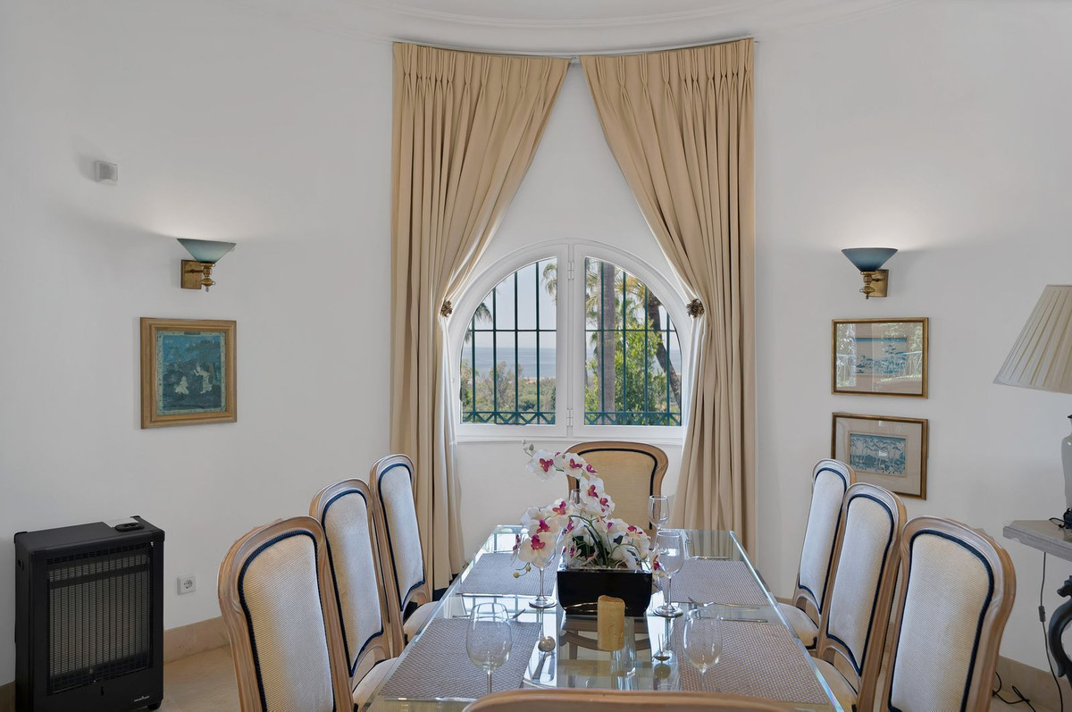 6 Bed Townhouse for sale in Hacienda Las Chapas Costa Del Sol, Málaga, Spain