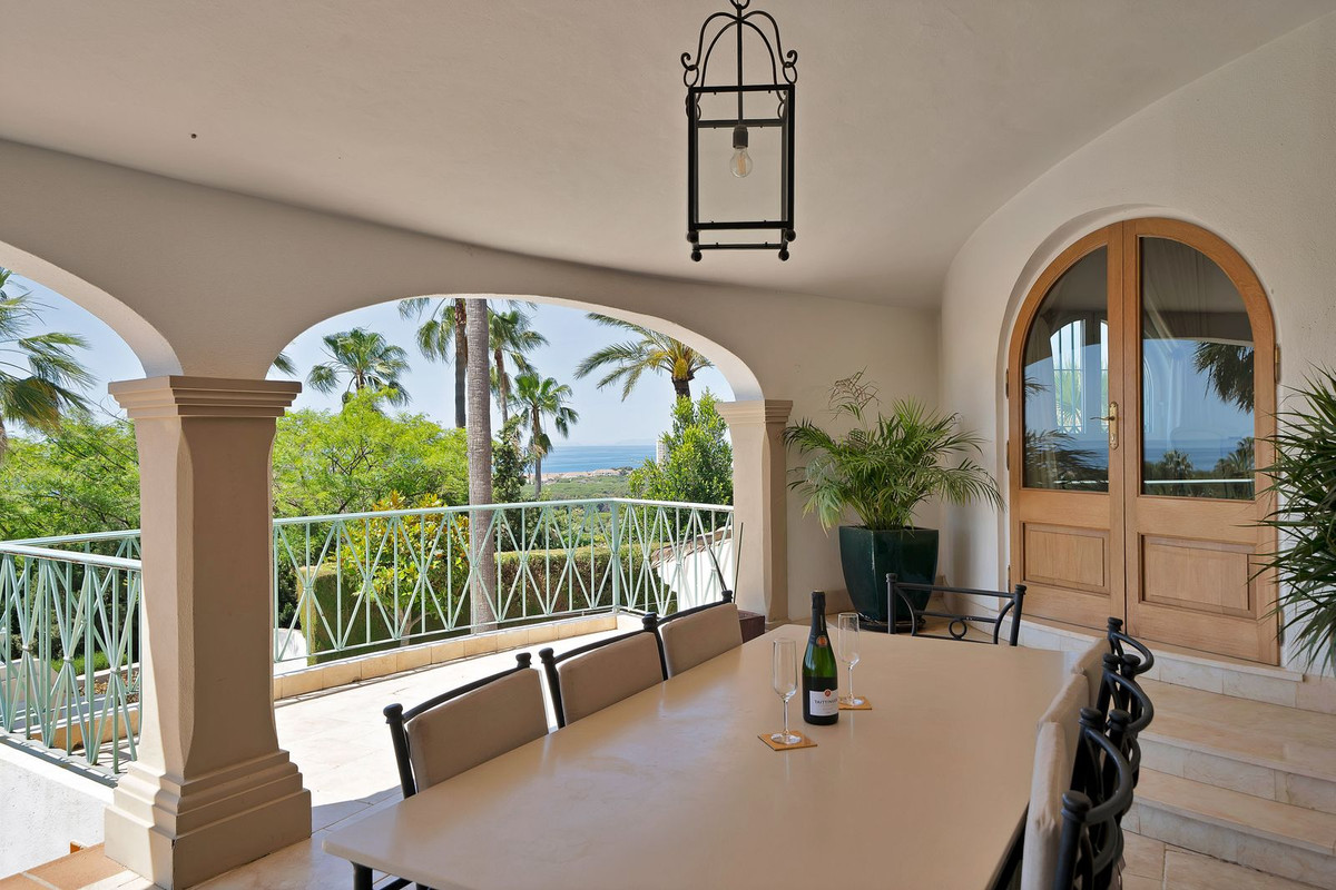 6 Bed Townhouse for sale in Hacienda Las Chapas Costa Del Sol, Málaga, Spain