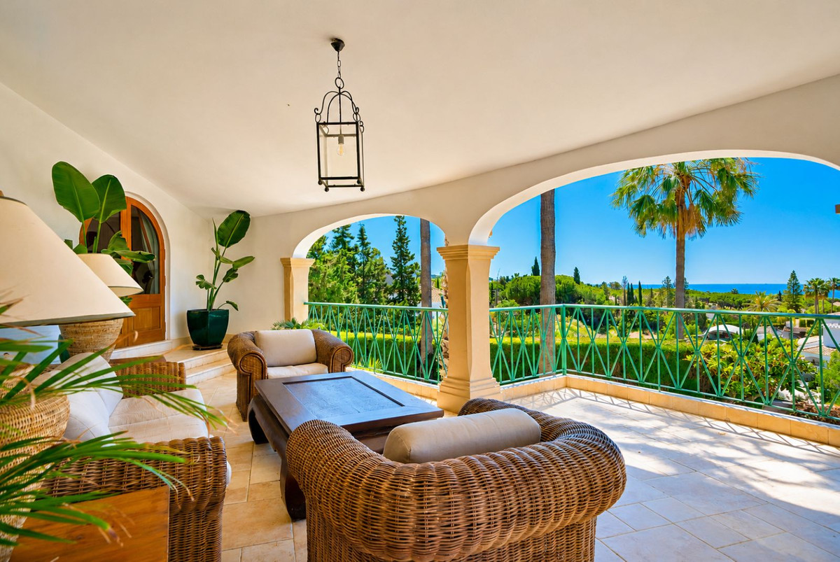 6 Bed Townhouse for sale in Hacienda Las Chapas Costa Del Sol, Málaga, Spain