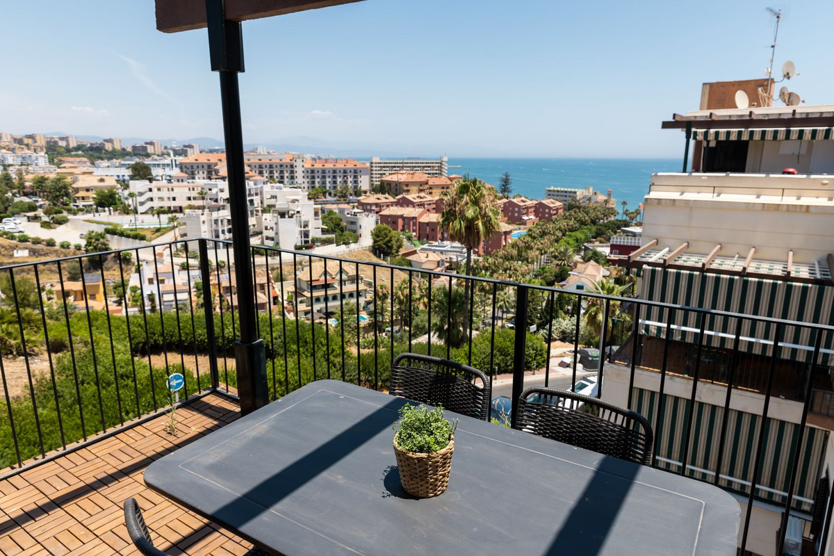 2 Bed Apartment for sale in Benalmadena Costa Del Sol, Málaga, Spain