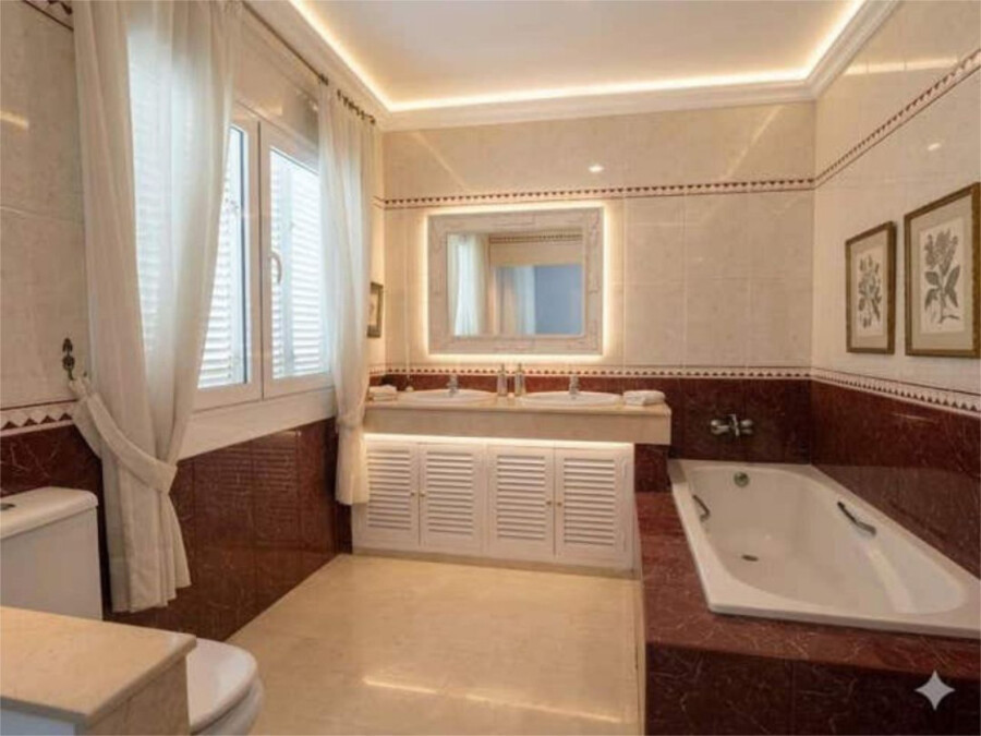4 Bed Townhouse for sale in Las Brisas Costa Del Sol, Málaga, Spain