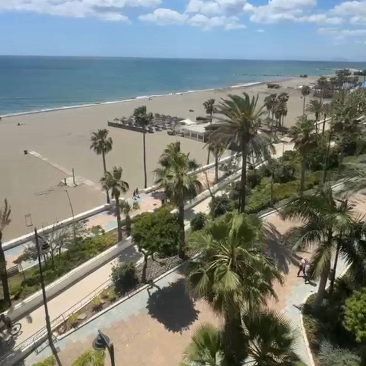 3 Bed Apartment for sale in Estepona Costa Del Sol, Málaga, Spain