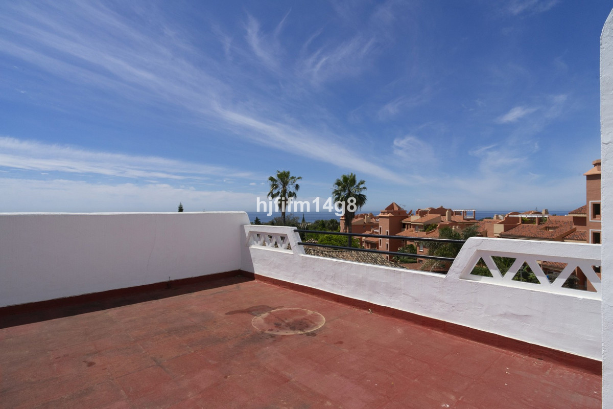 2 Bed Townhouse for sale in Reserva De Marbella Costa Del Sol, Málaga, Spain
