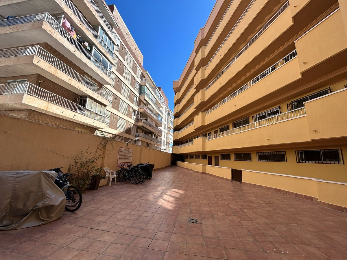 3 Bed Apartment for sale in Torrevieja Costa Blanca, Alicante, Spain