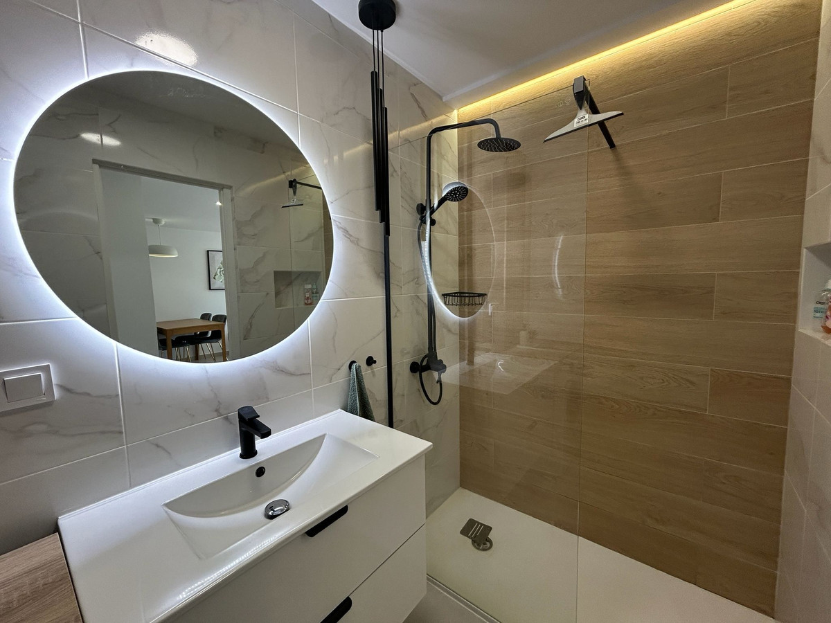 3 Bed Apartment for sale in Torrevieja Costa Blanca, Alicante, Spain