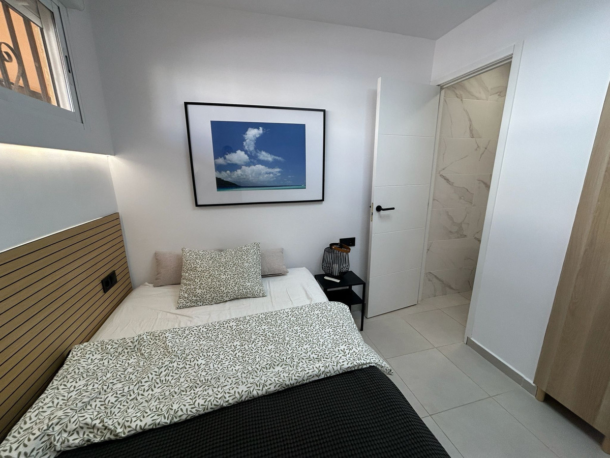 3 Bed Apartment for sale in Torrevieja Costa Blanca, Alicante, Spain