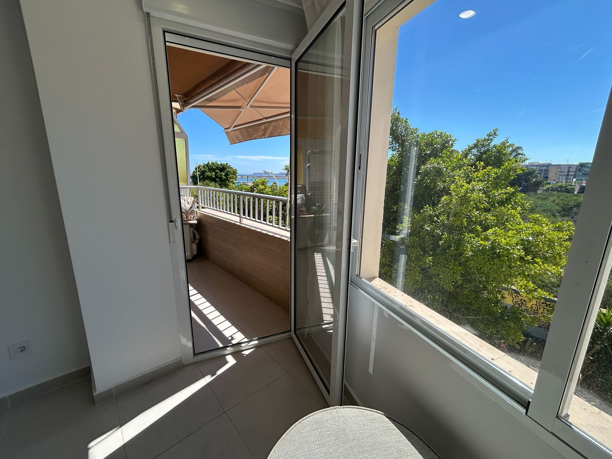 3 Bed Apartment for sale in Torrevieja Costa Blanca, Alicante, Spain