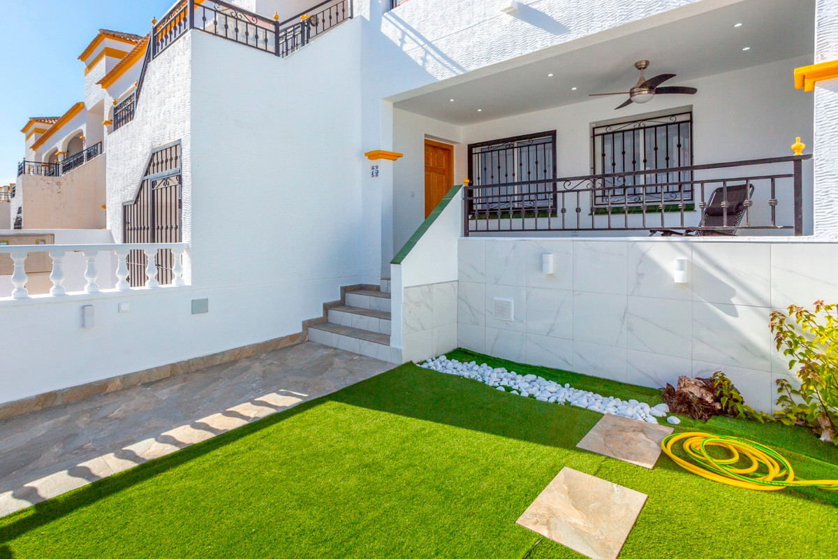 Se vende Apartamento Planta Baja de 2 dormitorios en Costa Blanca, Alicante, España