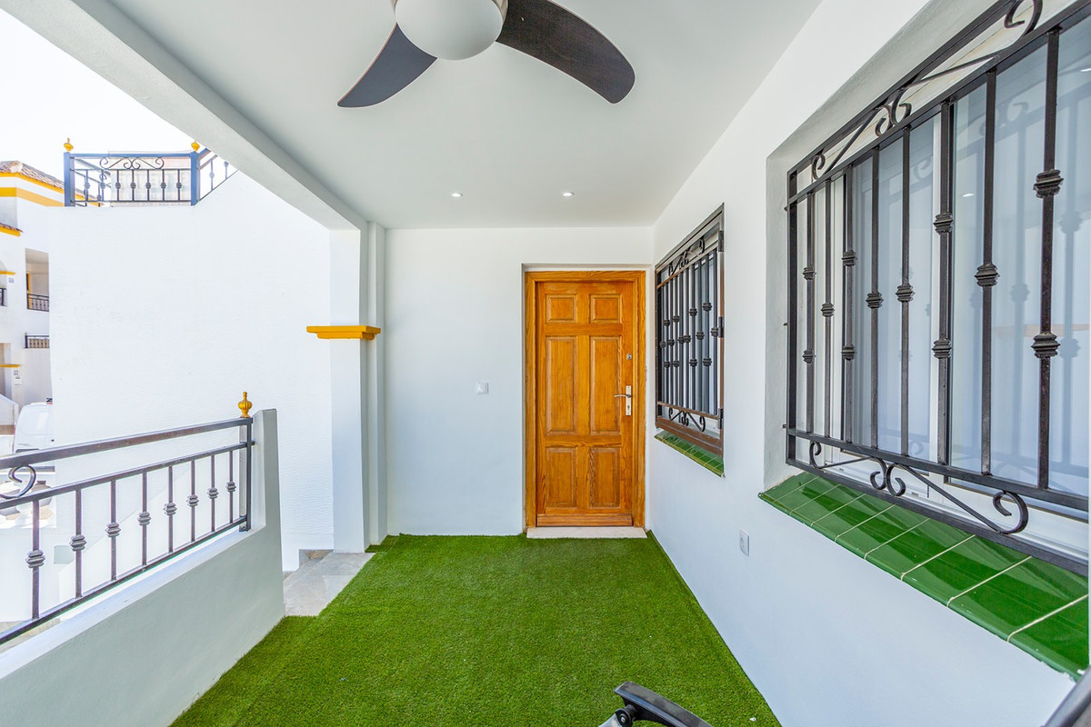 Se vende Apartamento Planta Baja de 2 dormitorios en Costa Blanca, Alicante, España