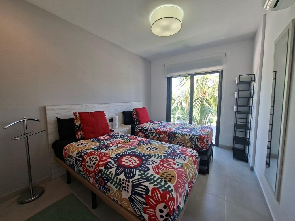 Se vende Apartamento Planta Media de 2 dormitorios en Costa Blanca, Alicante, España