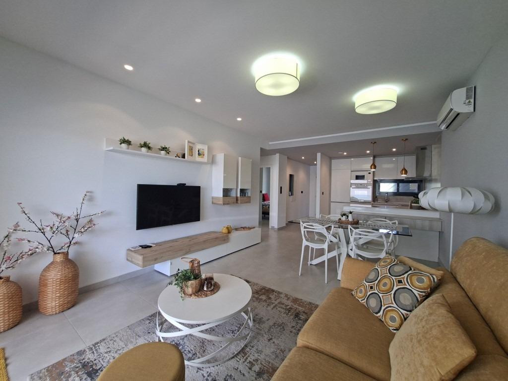 Se vende Apartamento Planta Media de 2 dormitorios en Costa Blanca, Alicante, España