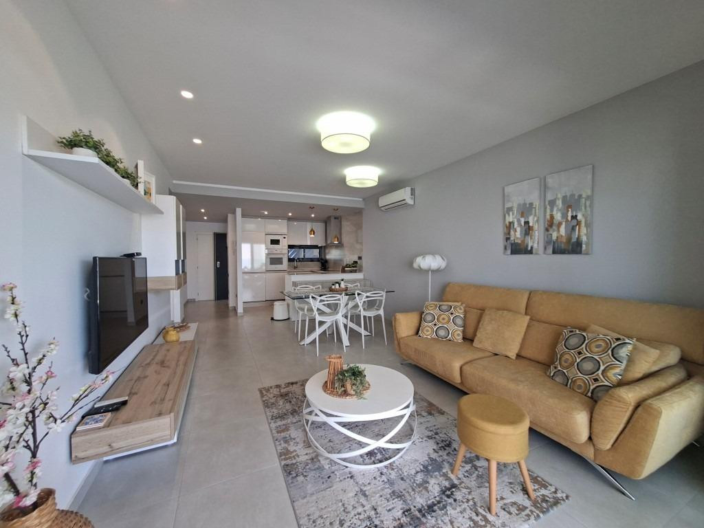 Se vende Apartamento Planta Media de 2 dormitorios en Costa Blanca, Alicante, España