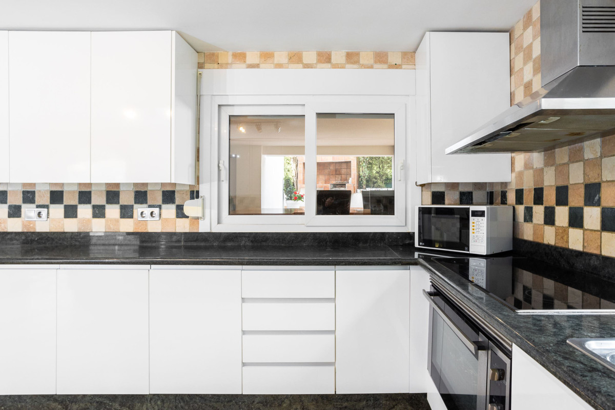 8 Bed Townhouse for sale in Campoamor Costa Blanca, Alicante, Spain