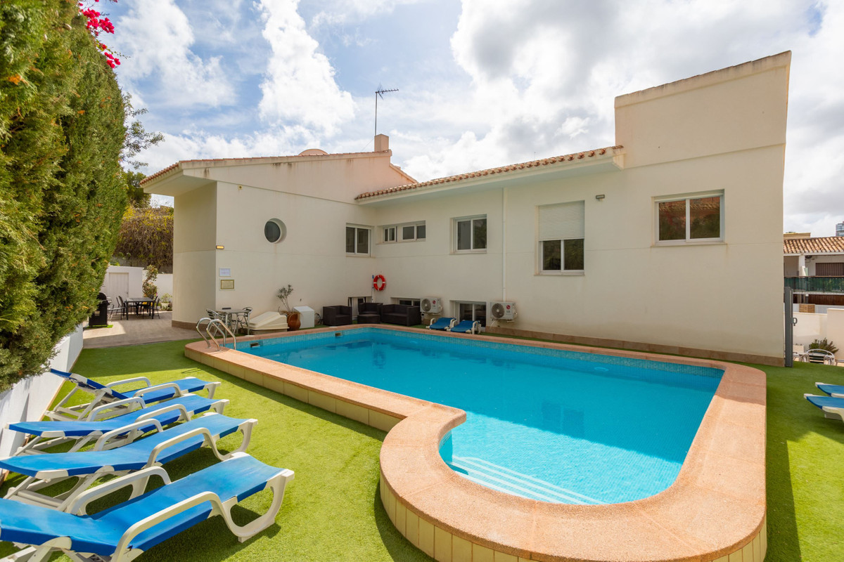 8 Bed Townhouse for sale in Campoamor Costa Blanca, Alicante, Spain