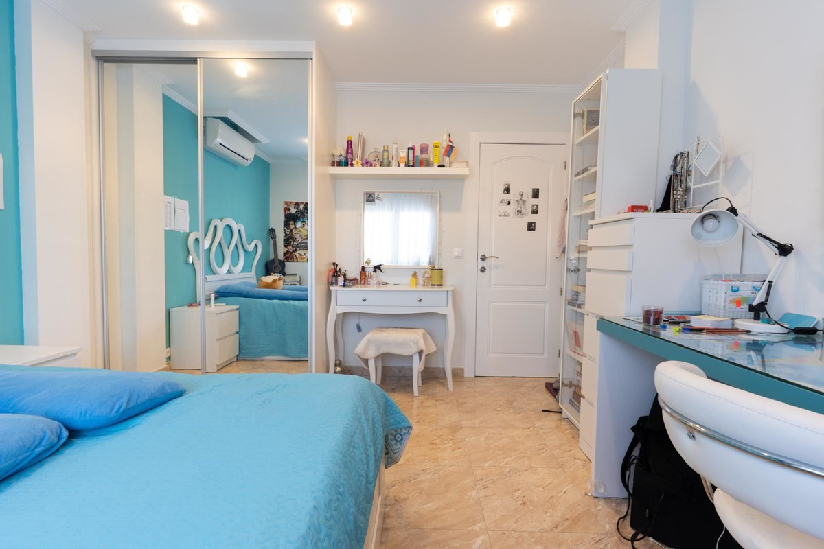 7 Bed Townhouse for sale in Los Altos Costa Blanca, Alicante, Spain