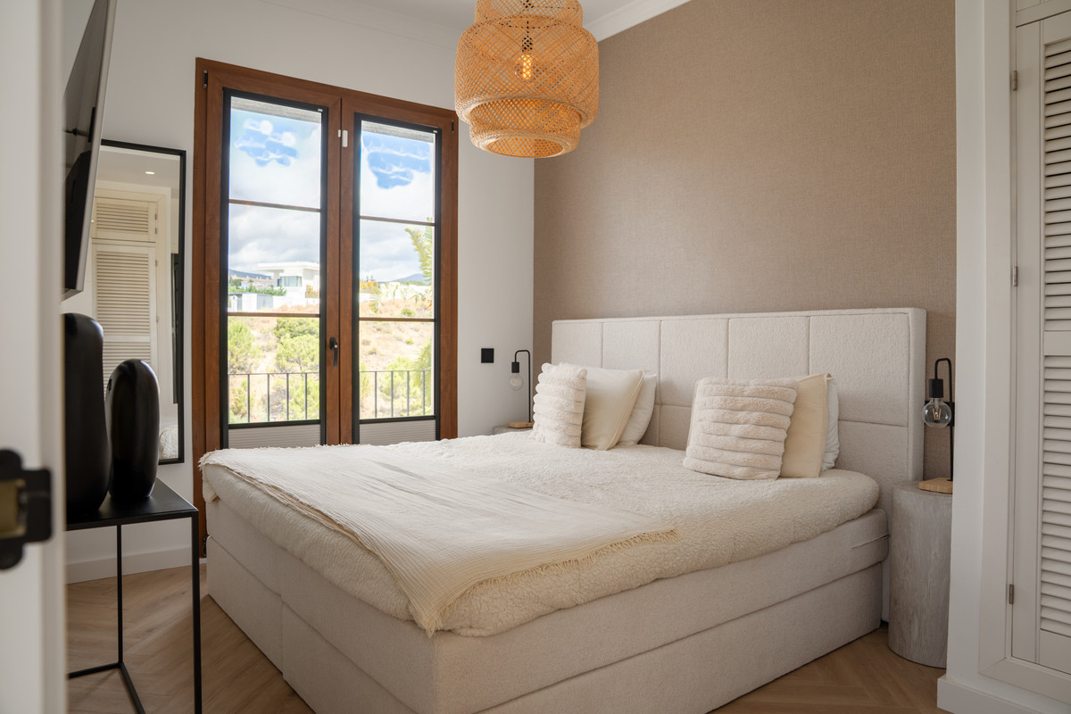 4 Bed Townhouse for sale in Estepona Costa Del Sol, Málaga, Spain