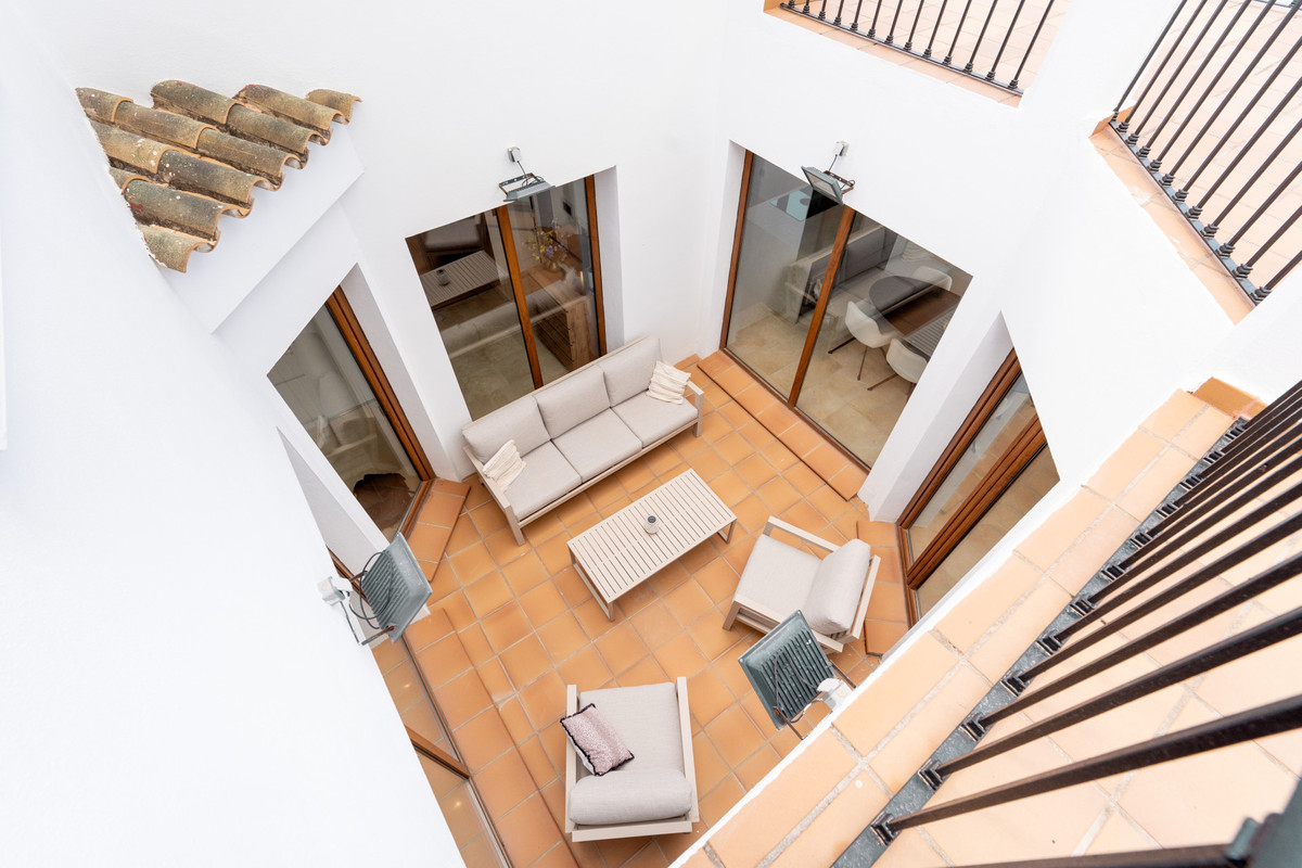 4 Bed Townhouse for sale in Estepona Costa Del Sol, Málaga, Spain