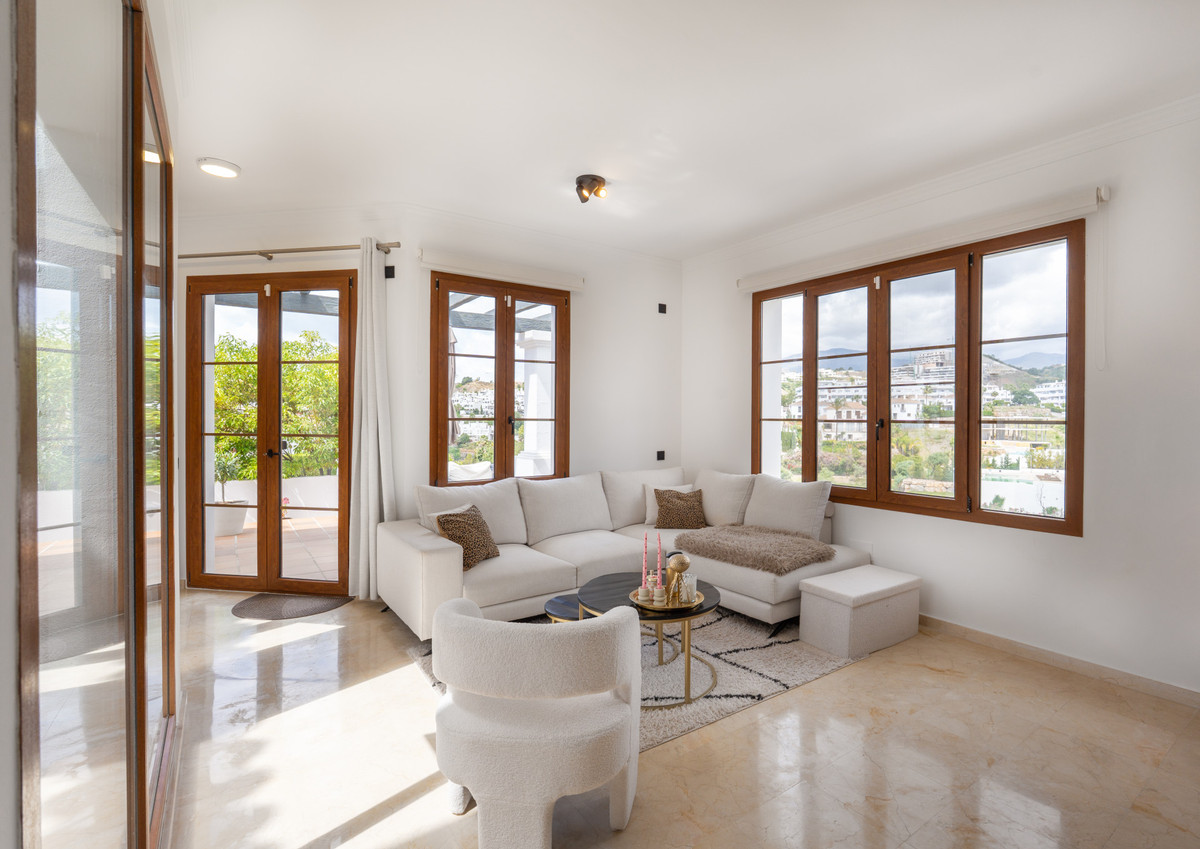 4 Bed Townhouse for sale in Estepona Costa Del Sol, Málaga, Spain