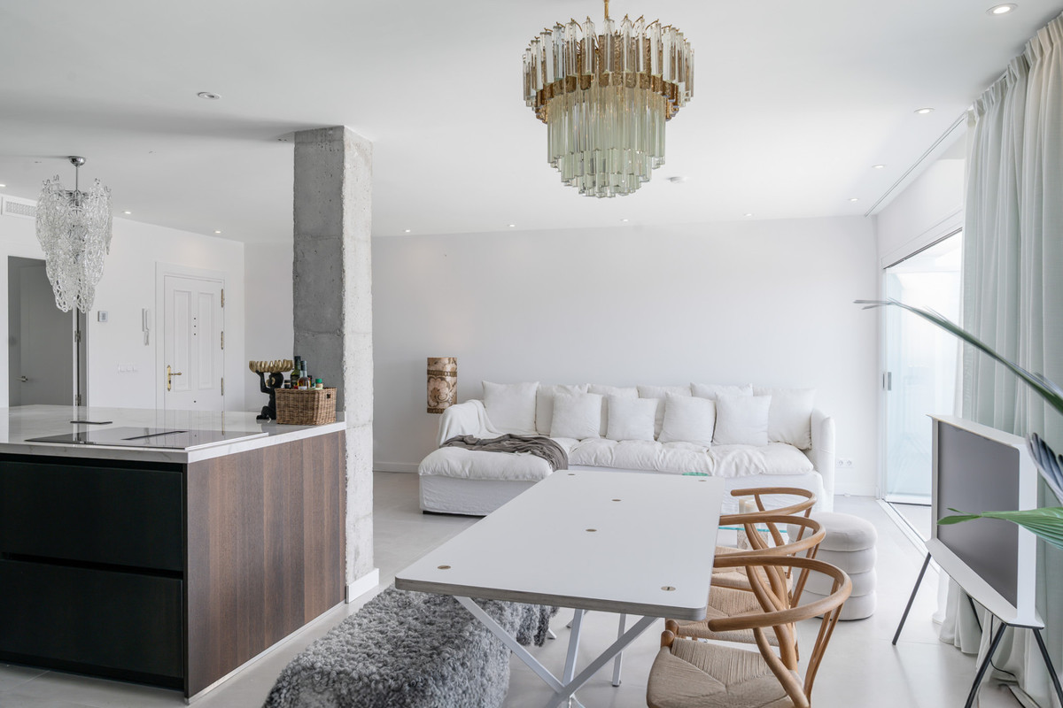 3 Bed Apartment for sale in La Quinta Costa Del Sol, Málaga, Spain