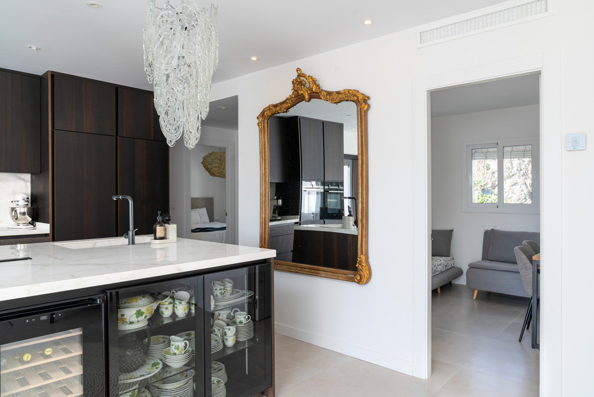 3 Bed Apartment for sale in La Quinta Costa Del Sol, Málaga, Spain