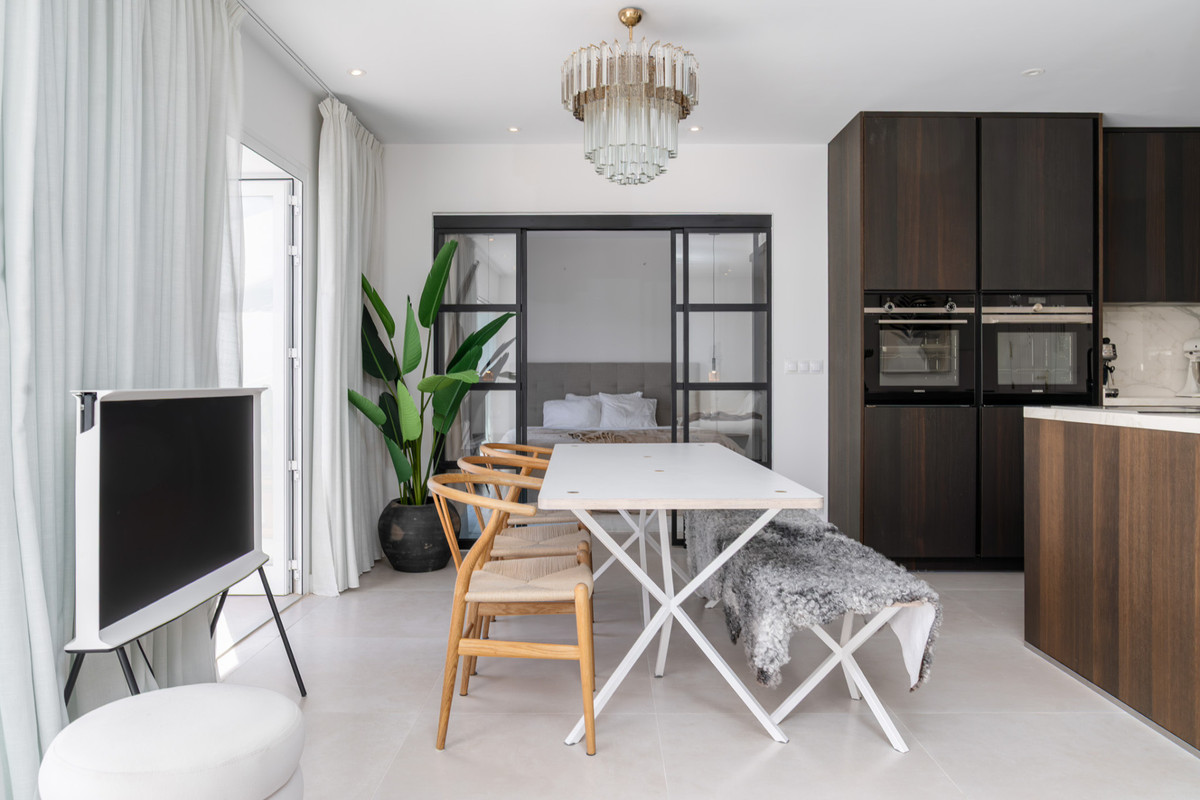 3 Bed Apartment for sale in La Quinta Costa Del Sol, Málaga, Spain