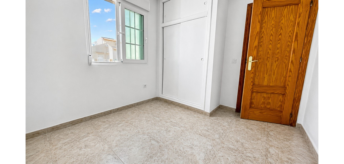 2 Bed Townhouse for sale in Playa Flamenca Costa Blanca, Alicante, Spain