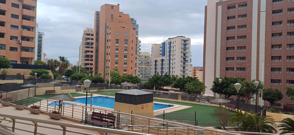Se vende Apartamento Planta Media de 1 dormitorios en Costa Blanca, Alicante, España