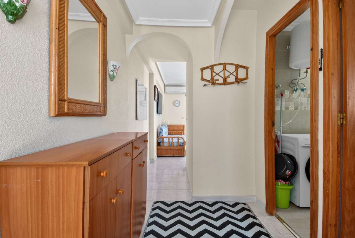 Se vende Apartamento Planta Media de 1 dormitorios en Costa Blanca, Alicante, España