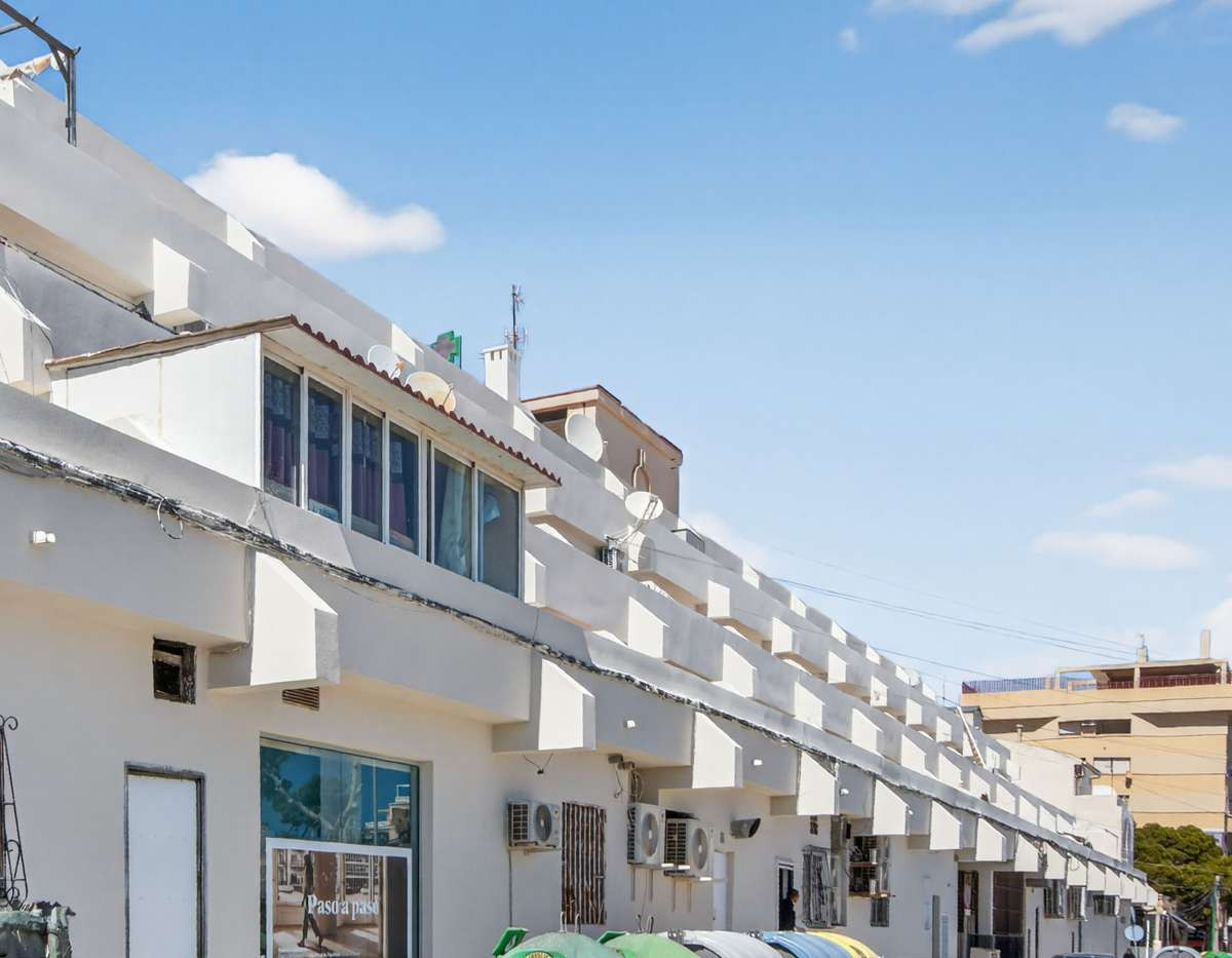 Se vende Apartamento Planta Media de 1 dormitorios en Costa Blanca, Alicante, España