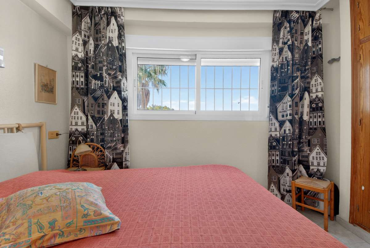 Se vende Apartamento Planta Media de 1 dormitorios en Costa Blanca, Alicante, España