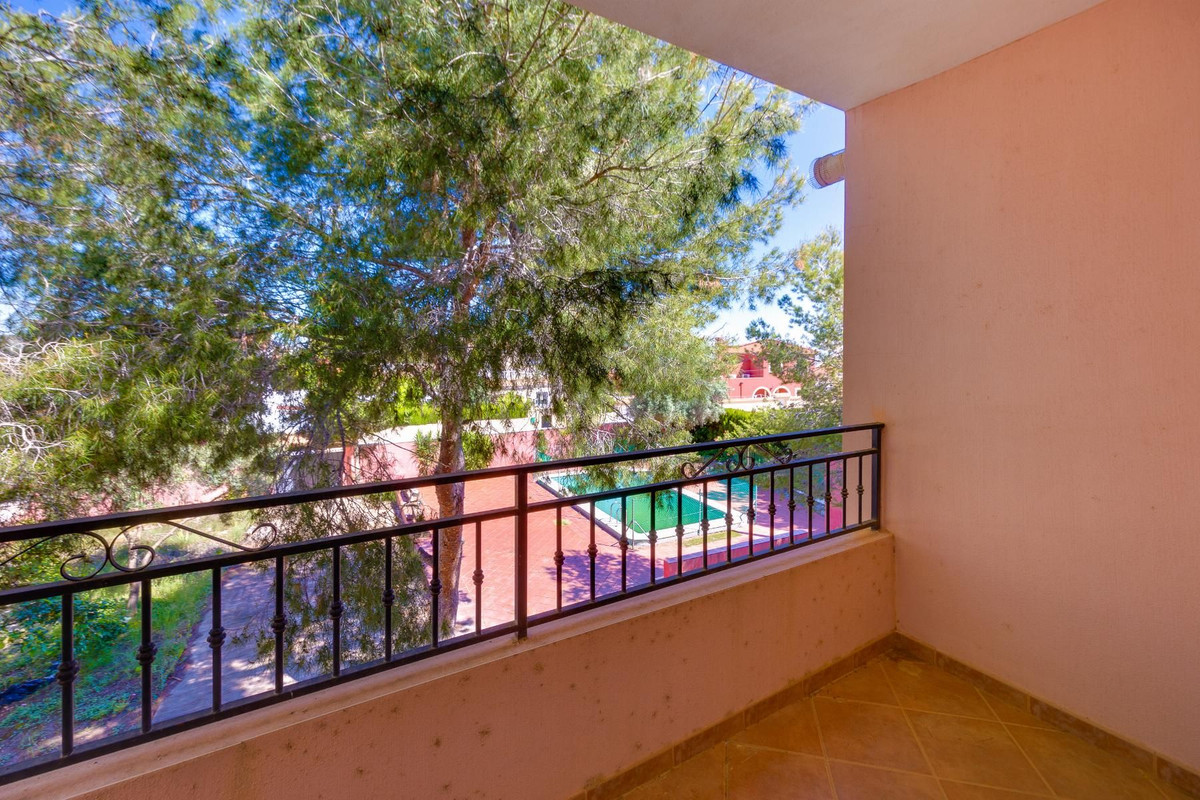 Se vende Villa - Chalet de 5 dormitorios en Costa Blanca, Alicante, España
