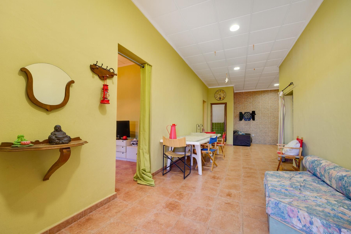 Se vende Villa - Chalet de 5 dormitorios en Costa Blanca, Alicante, España