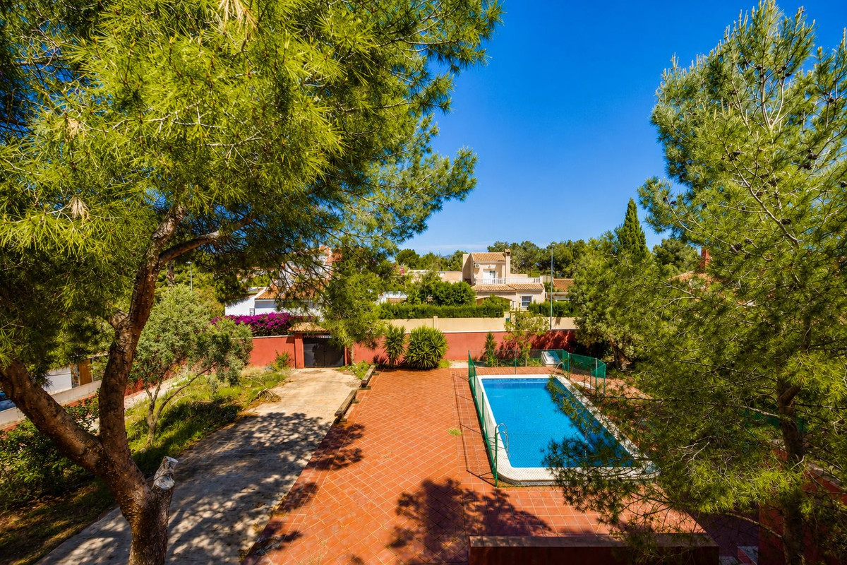 Se vende Villa - Chalet de 5 dormitorios en Costa Blanca, Alicante, España