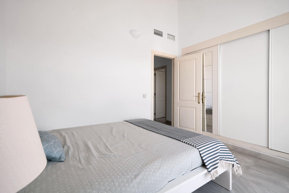 3 Bed Apartment for sale in Marbella Costa Del Sol, Málaga, Spain