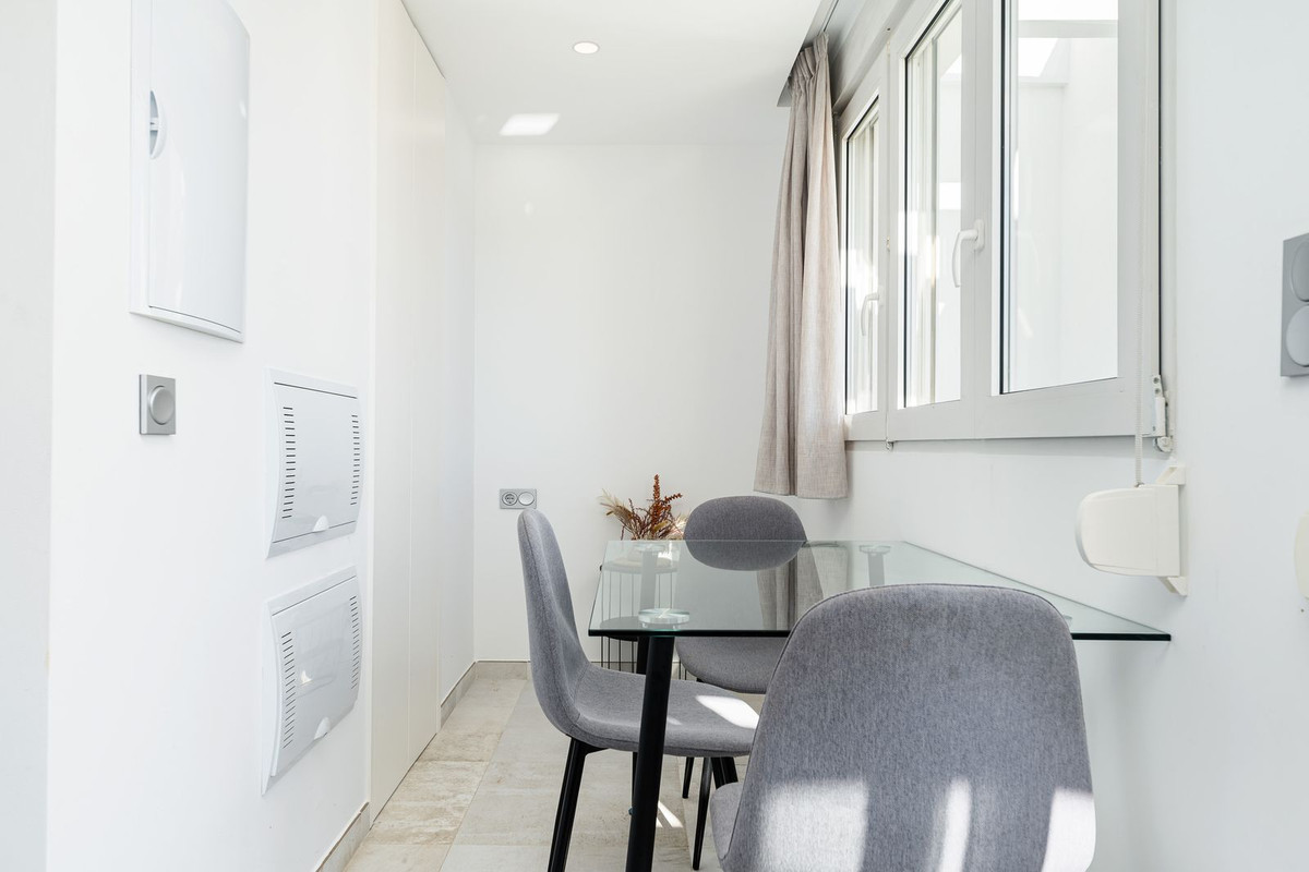 9 Bed Commercial unit for sale in Torrevieja Costa Blanca, Alicante, Spain