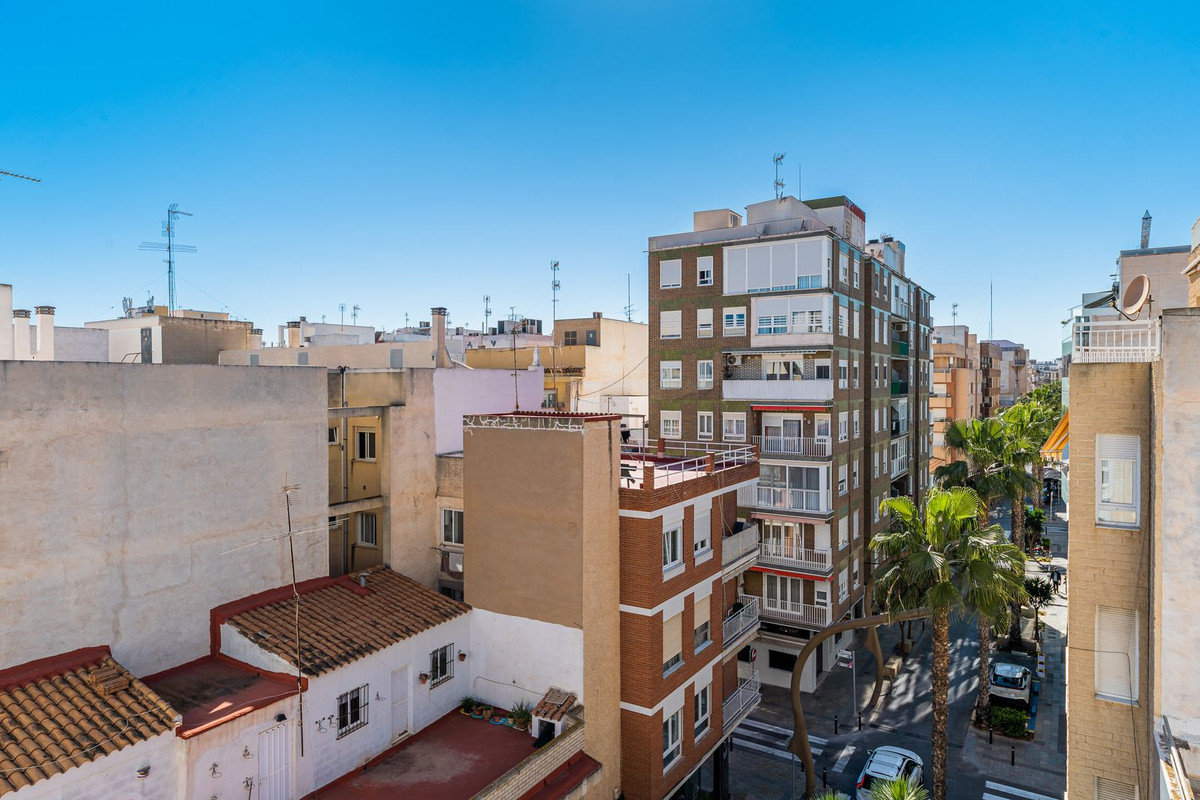 9 Bed Commercial unit for sale in Torrevieja Costa Blanca, Alicante, Spain