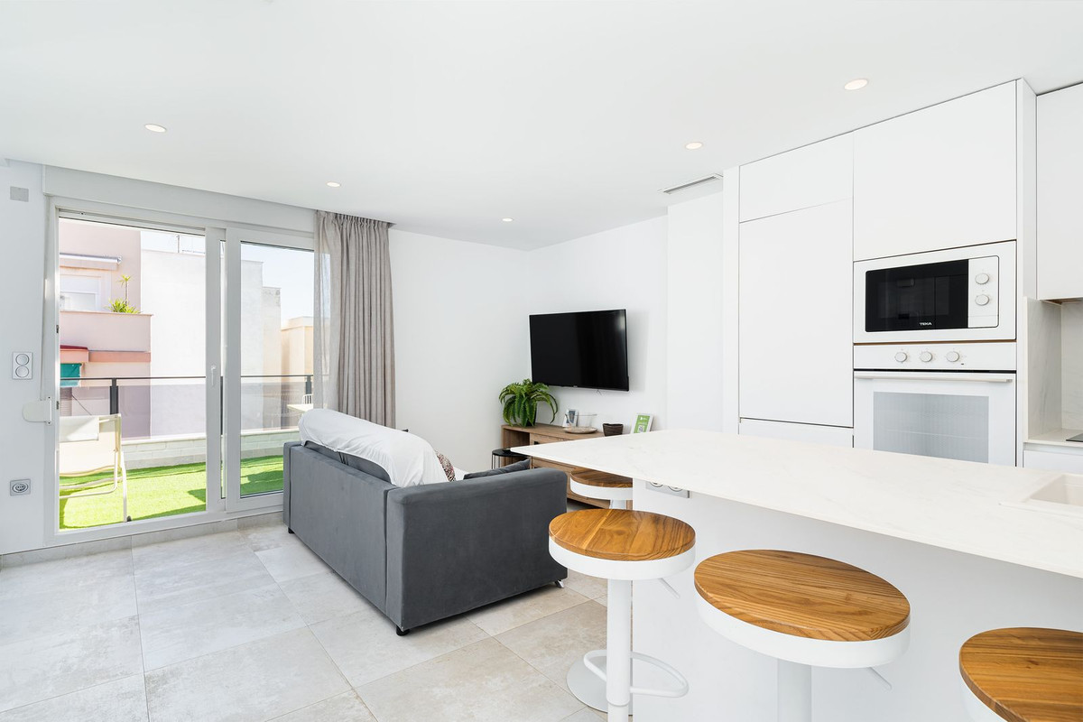 9 Bed Commercial unit for sale in Torrevieja Costa Blanca, Alicante, Spain