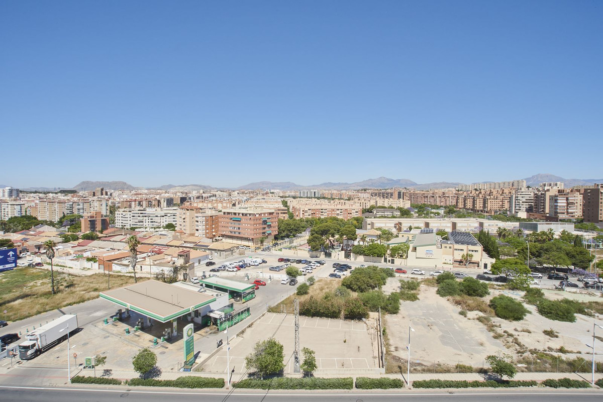 4 Bed Apartment for sale in Alicante Costa Blanca, Alicante, Spain
