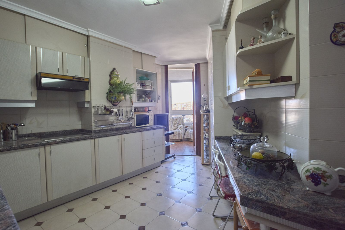 4 Bed Apartment for sale in Alicante Costa Blanca, Alicante, Spain